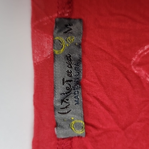 Chalet et ceci Mackenzie Top in Carmine Print ~ Crinkle Top - Picture 14 of 16